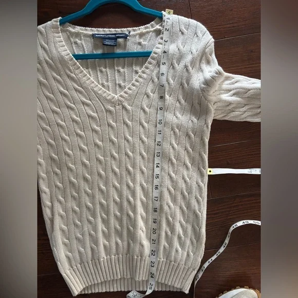 Ralph Lauren Cream Cable Knit V-Neck Sweater Medium - Picture 6 of 6